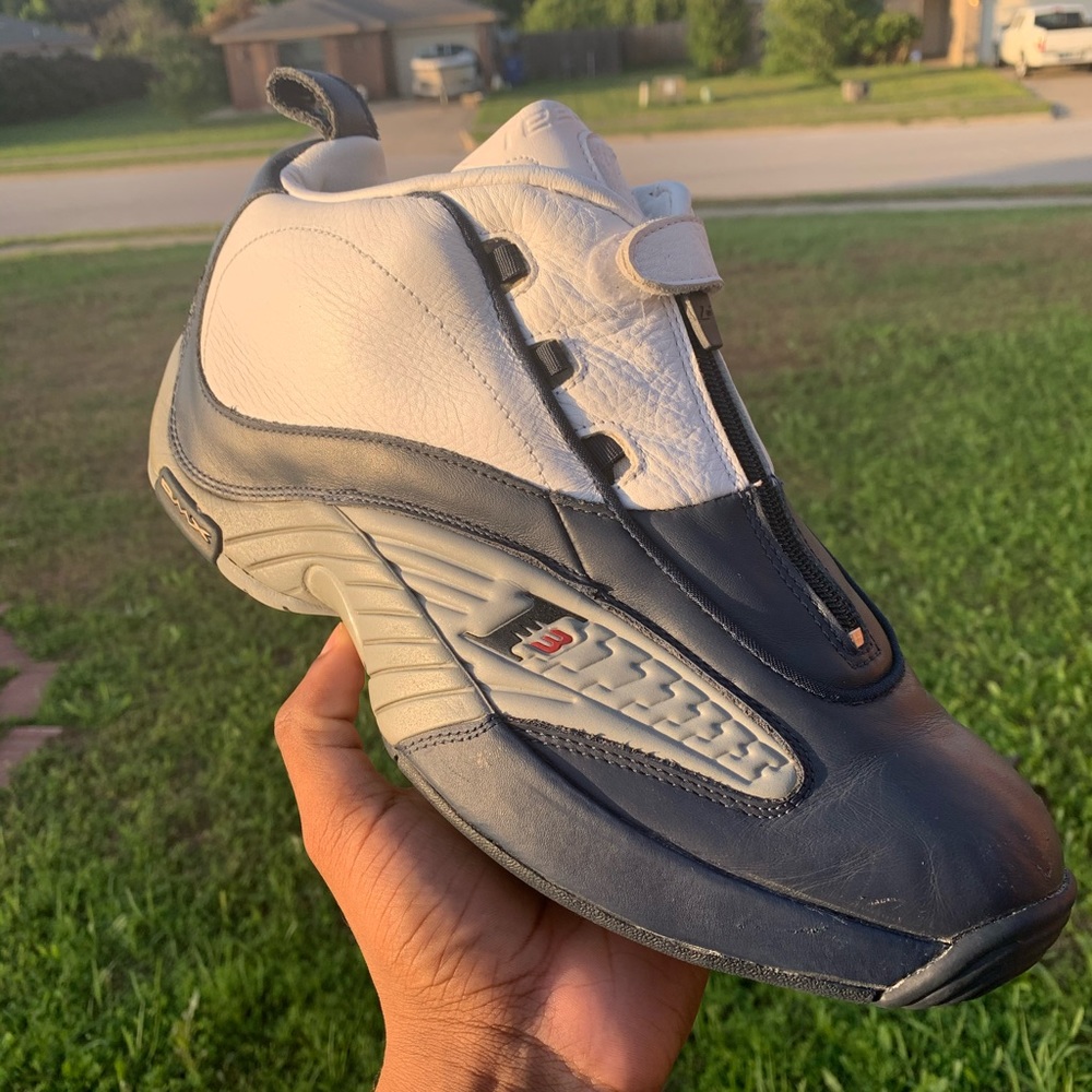 **RARE** REEBOK Answer IV “Georgetown”